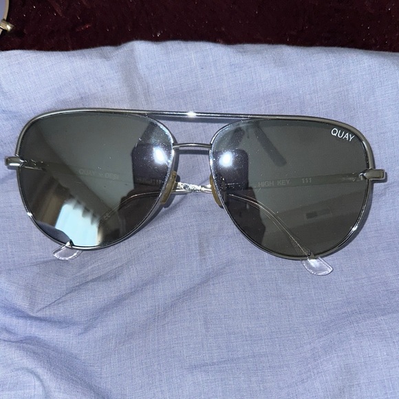 Quay Australia Accessories - Quay Silver Aviator Sunglasses